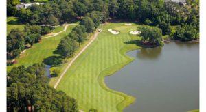 Hole 13 is The Dunes’s signature hole. © THE DUNES GOLF & BEACH CLUB