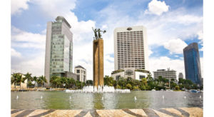 Selamat Datang Monument and fountain in Central Jakarta © ALEKSANDAR TODOROIC | DREAMSTIME