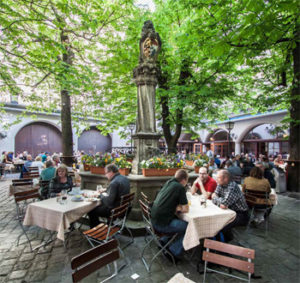 Hofbräuhaus beer garden