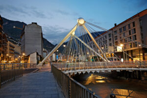 The Pont de Paris bridge