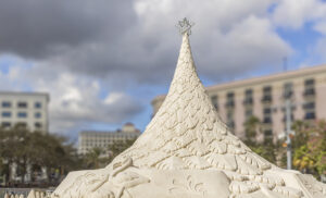 Sand Christmas tree, West Palm Beach, Florida