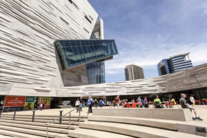 Dallas is home to Perot Museum of Nature and Science, which features various exhibitions, ranging from gems and minerals to human science to tornados and natural disasters.