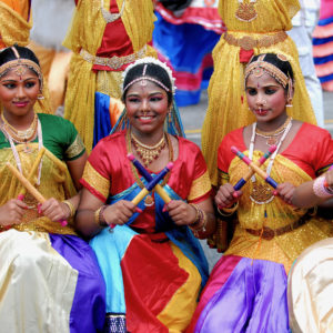 dandiya raas dancers