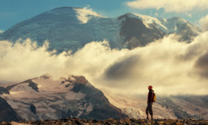 Hike Mt. Rainier © Galyna Andrushko | Dreamstime.com