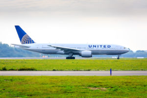 United Airlines Boeing 777