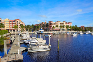 Naples Bay marina in Florida © Lunamarina | Dreamstime.com