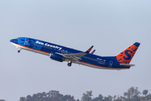 San Diego, California, Sun Country Airlines Boeing 737-8K2 N817SY departing San Diego International Airport © Ryan Fletcher | Dreamstime.com