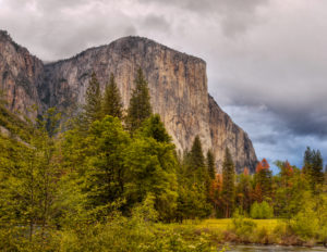 Yosemite Valley Mountains