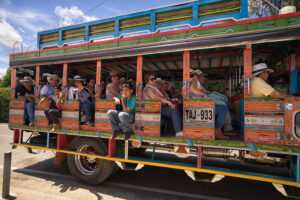 Chiva bus, Colombia